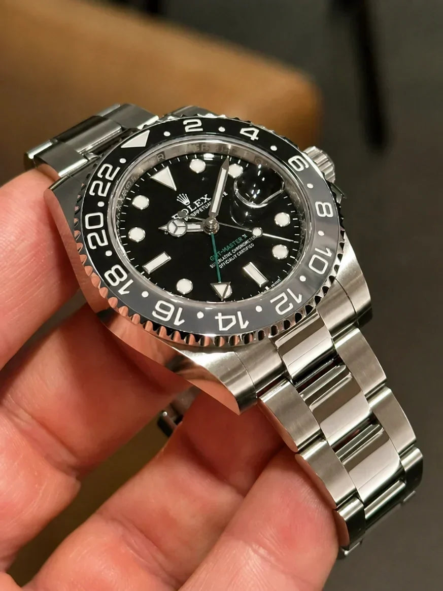 R. GMT-Master II